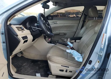 2011 Suzuki Kizashi Sport Sls z USA, uszkodzony, nr VIN JS2RE9A89B6110780